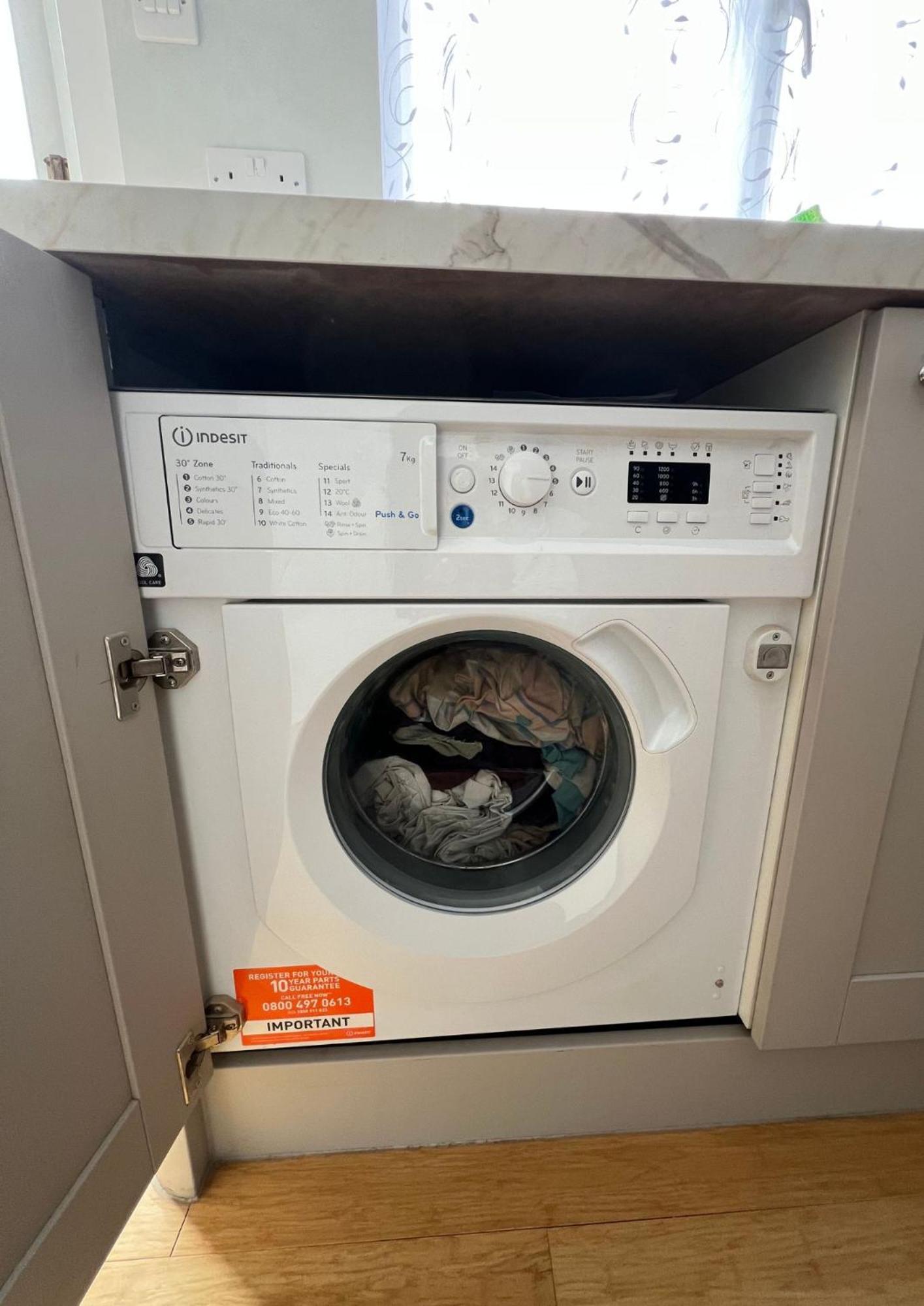 Modern Studio In Greenford, Free Wifi, Parking & Streaming Services イーリング エクステリア 写真